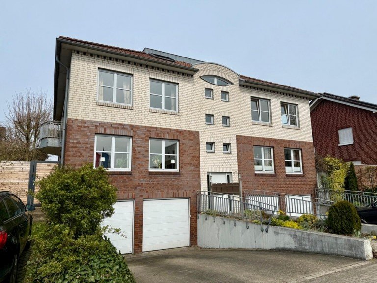 Hausansicht Coesfeld Etagenwohnung Hell o Offen o Gem�tlich Ihr neues Zuhause im 5-Parteienhaus