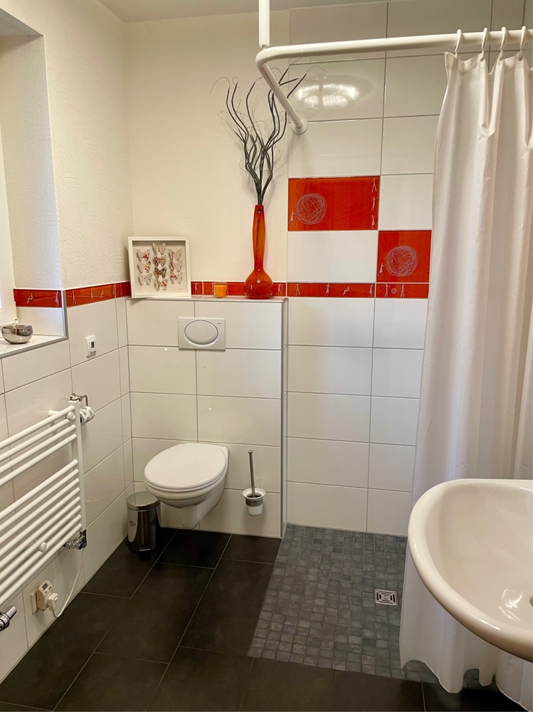 G-WC mit Dusche Doppelhaush�lfte Rosendahl / Holtwick