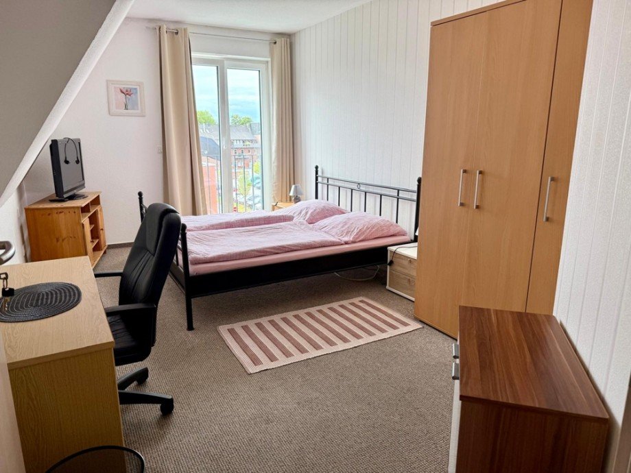Arbeits- und Schlafraum, S�dseite Dachgeschosswohnung Coesfeld