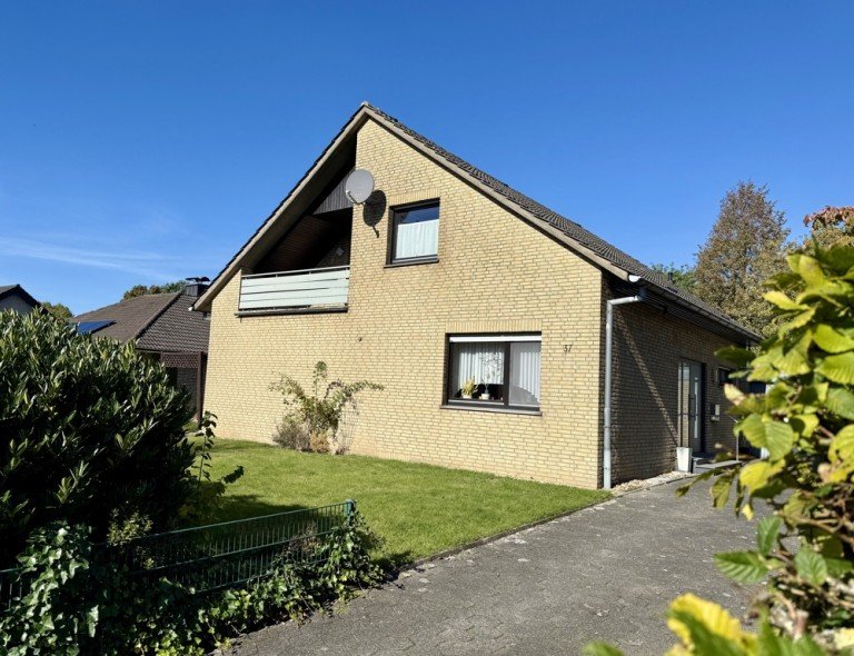 Ansicht Coesfeld Einfamilienhaus freistehend o gro�z�gig o familienfreundlichEinfamilienhaus mit S�dwestgarten auf 597m� Grundst�ck