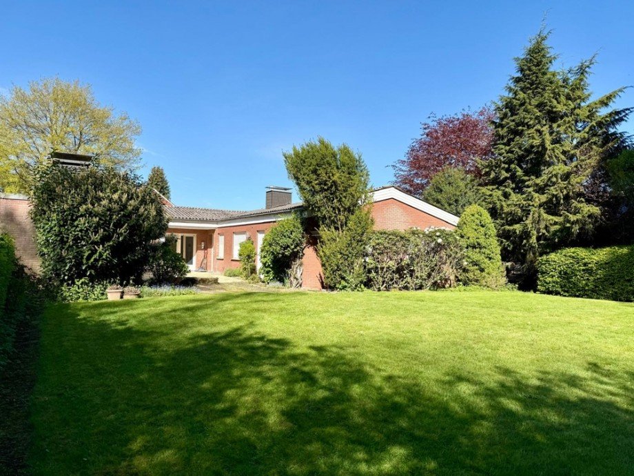 Ansicht Gartenseite Bungalow Coesfeld / Brink