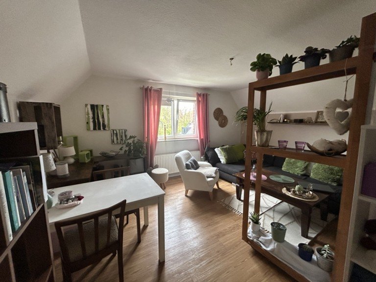 Wohnbereich Coesfeld Dachgeschosswohnung Gem�tliche Altbau DachgeschosswohnungRuhige Wohnlage in Stadtn�he