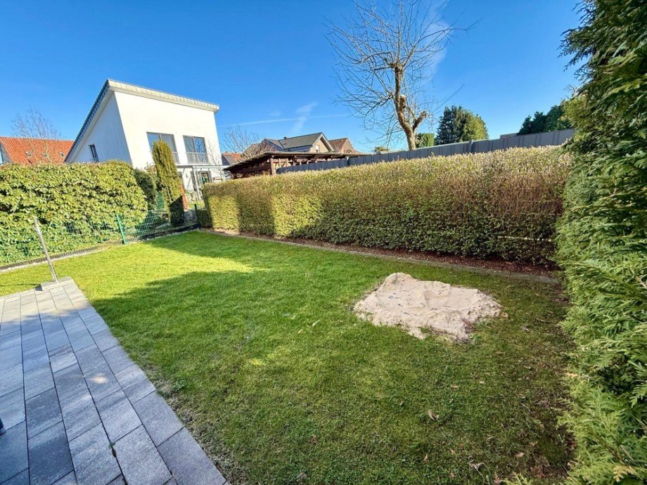 Garten zur S�dseite Doppelhaush�lfte Coesfeld